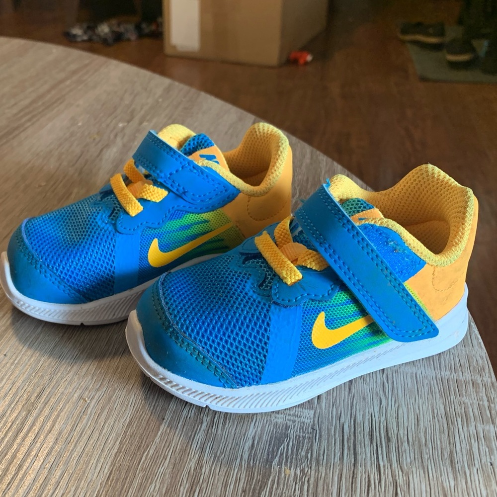 Nike Downshifter Toddler Shoes Size 5